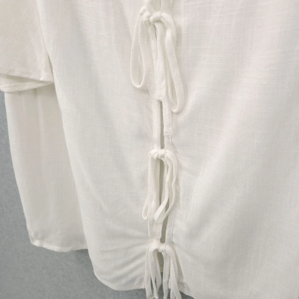 1. State Flutter Short Sleeve V Neck Aura Glow Ultra White Top Womens Size M NWT